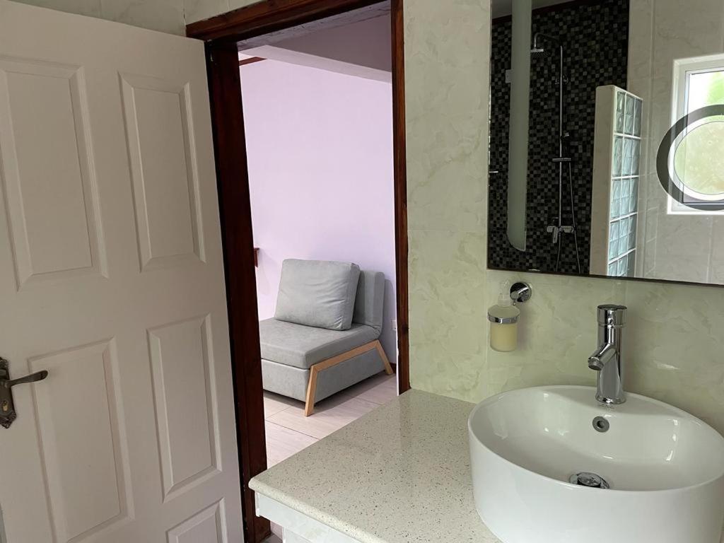 Mokara Holiday Apartment Anse Royale Buitenkant foto