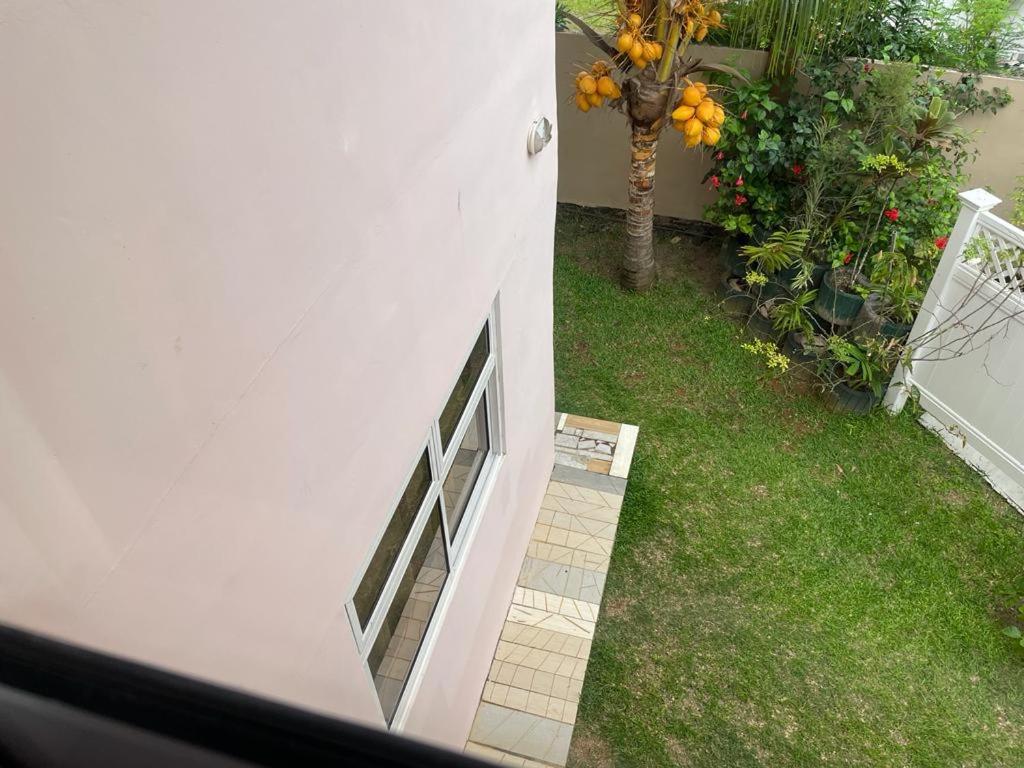 Mokara Holiday Apartment Anse Royale Buitenkant foto